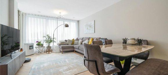 2 bedrooms Apartment in London, United Kingdom No. 6720 25