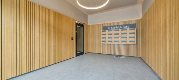 2 bedrooms Apartment in London, United Kingdom No. 6720 22