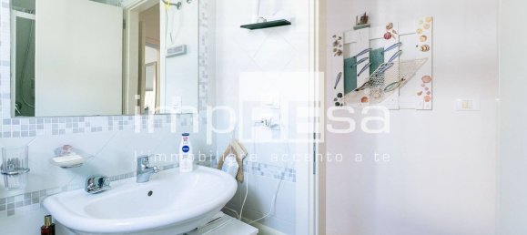 3 rooms Apartment in Jesolo, Italy No. 307158 10