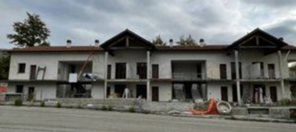 3 rooms Apartment in Firenzuola, Italy No. 197845 12