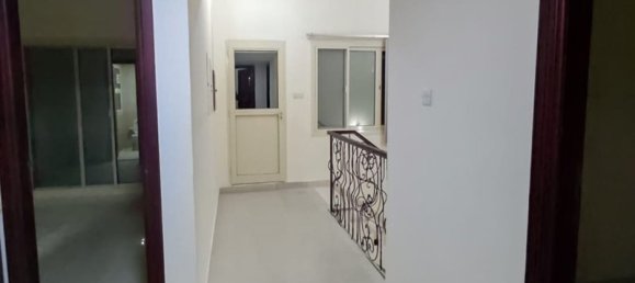 5 Schlafzimmer Villa in Al Mushrif, UAE, Nr. 31805 2