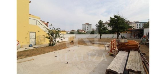 Gebäude in Seixal, Portugal, Nr. 145840 26