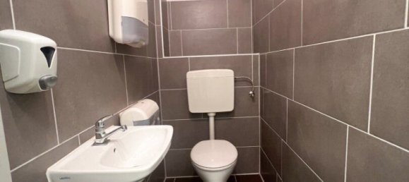  عقار تجاري في Lend, Austria 220متر مربع رقم 126991 12