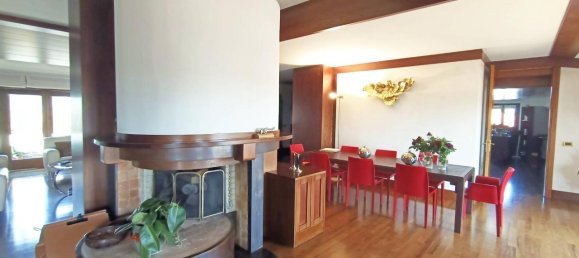 Пентхаус с 7 комнатами в Удине, Италия № 111633 3