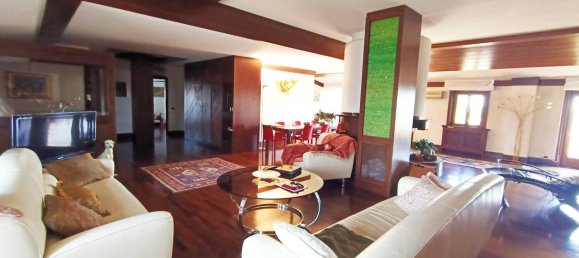 Пентхаус с 7 комнатами в Удине, Италия № 111633 6