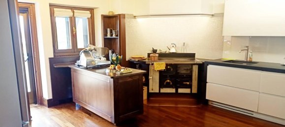 Пентхаус с 7 комнатами в Удине, Италия № 111633 8