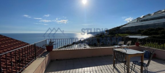 4-salle Villa à Sanremo, Italy No. 65013 4