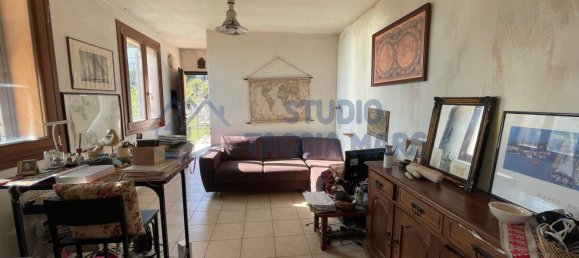 4-salle Villa à Sanremo, Italy No. 65013 13