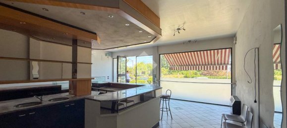 Imóvel comercial de 4 divisões em Casalmaggiore, Italy N.º 257659 7