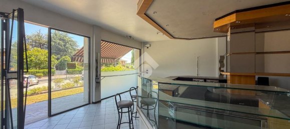 Imóvel comercial de 4 divisões em Casalmaggiore, Italy N.º 257659 19