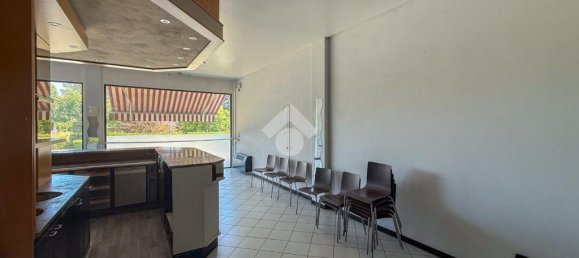 Imóvel comercial de 4 divisões em Casalmaggiore, Italy N.º 257659 13