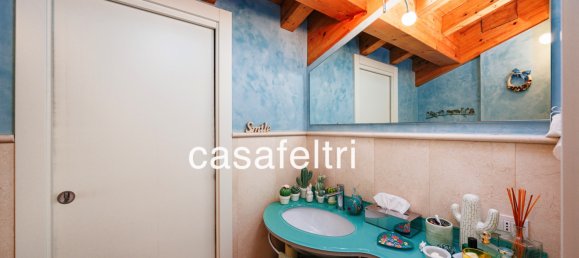 3 bedrooms Penthouse in Bergamo, Italy No. 293786 21