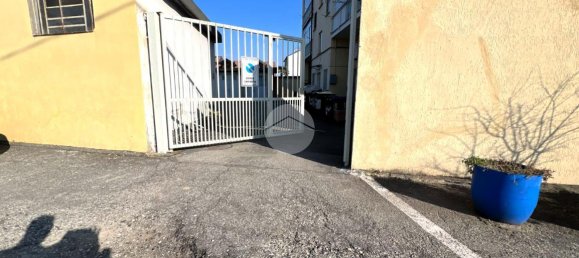 3 rooms Apartment in Turin, Italy No. 127928 39