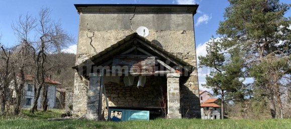 7 bedrooms House in Bedonia, Italy No. 258507 9