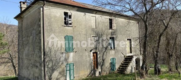 7 bedrooms House in Bedonia, Italy No. 258507 5