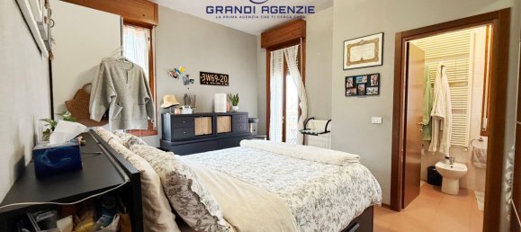 1 bedroom Apartment in Parma, Italy No. 22347 6