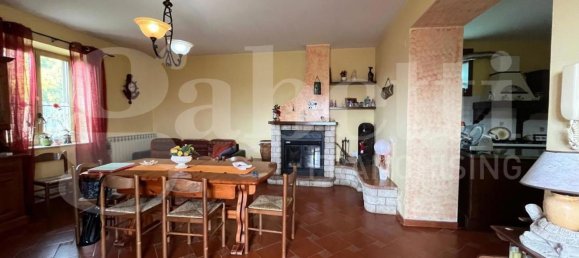 7 rooms House in Alvignano, Italy No. 6330 5
