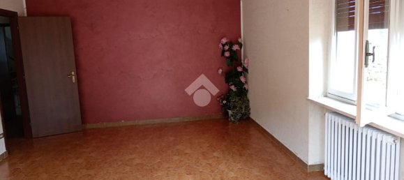 5 rooms Apartment in Vigone, Italy No. 14758 12