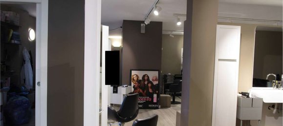 Propriété commerciale à Besana in Brianza, Italy 115m² No. 364556 3