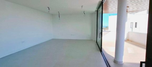 Квартира с 3 спальнями в Фуэнхирола, Испания № 179945 6