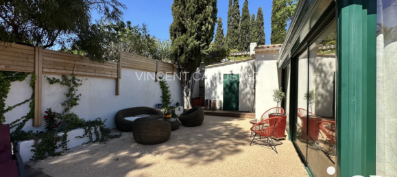 2 bedrooms Villa in Sanary-sur-Mer, France No. 287266 10