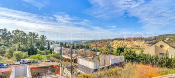  Land in Estepona, Spain No. 183140 3