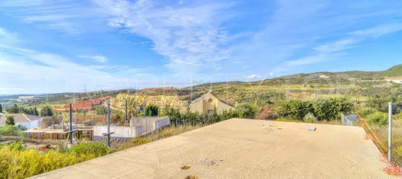  Land in Estepona, Spain No. 183140 6