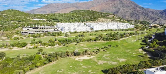  Land in Estepona, Spain No. 183140 10