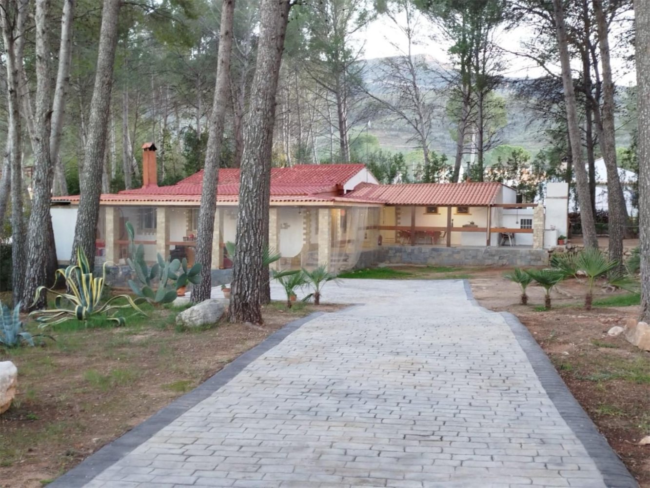 3 bedrooms House in Macastre, Spain No. 164832