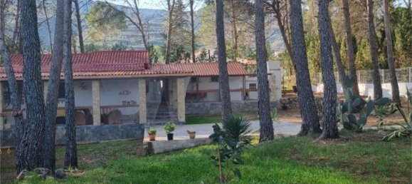 3 bedrooms House in Macastre, Spain No. 164832 16