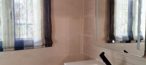 3 bedrooms House in Macastre, Spain No. 164832 5