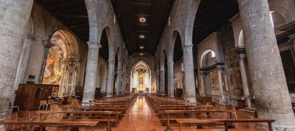 Apartamento de 2 dormitorios en Assisi, Italy No. 376462 17