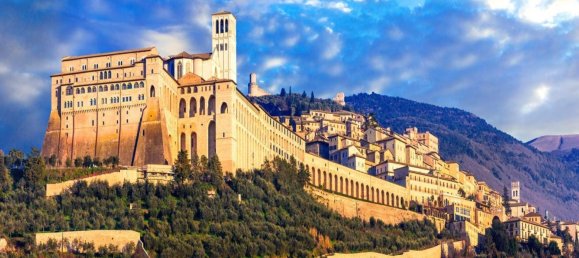 Apartamento de 2 dormitorios en Assisi, Italy No. 376462 14