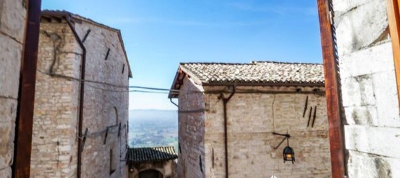 Apartamento de 2 dormitorios en Assisi, Italy No. 376462 10