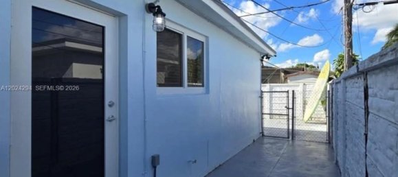 5 dormitorios villa en venta en Miami, Miami-Dade, Florida, USA № 615000 10