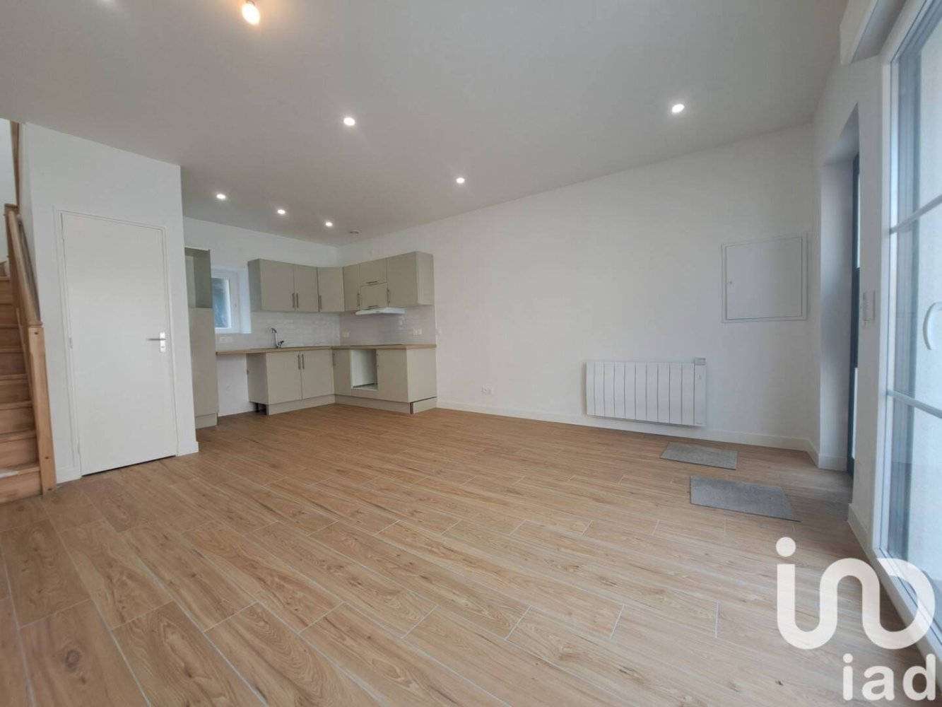 2 bedrooms House in Chartres, France No. 223450