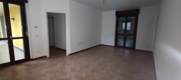 5 chambres Appartement à Bovisio Masciago, Italy No. 281724 16
