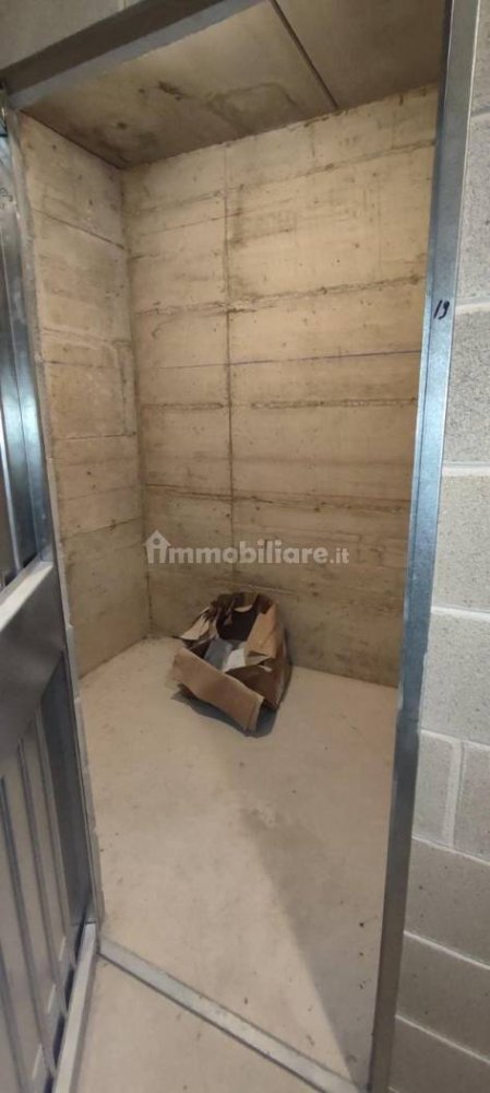 5 chambres Appartement à Bovisio Masciago, Italy No. 281724