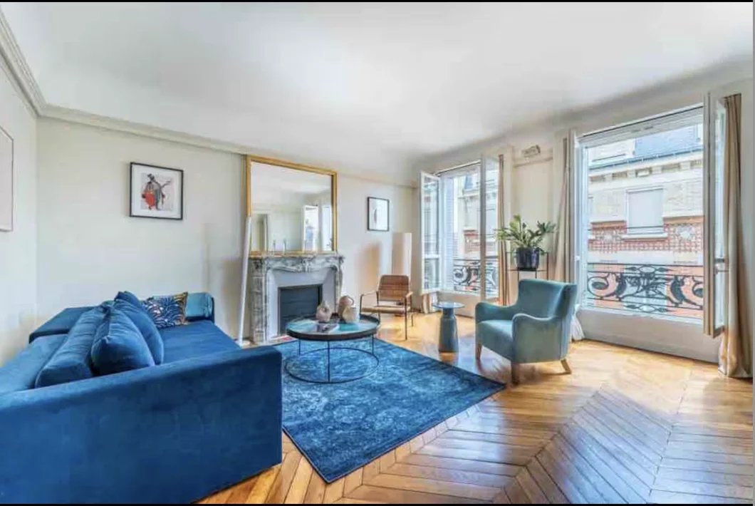 3 chambres Appartement à Paris, France No. 178089