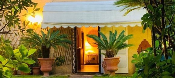 2 bedrooms Villa in Massa, Italy No. 215081 13