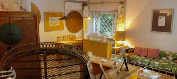 2 bedrooms Villa in Massa, Italy No. 215081 3