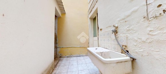 3-salle Maison à Francavilla Fontana, Italy No. 33656 54