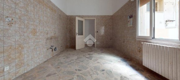 3-salle Maison à Francavilla Fontana, Italy No. 33656 9