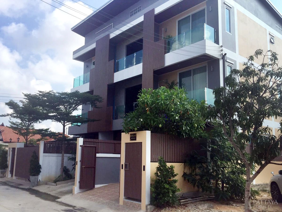 3 bedrooms Cafe / restaurant in Pattaya, Thailand No. 770