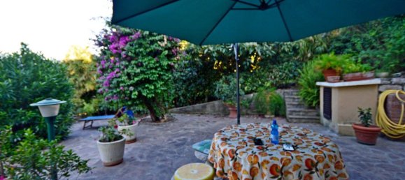 Вилла с 10 спальнями в Каполивери, Италия № 359229 8