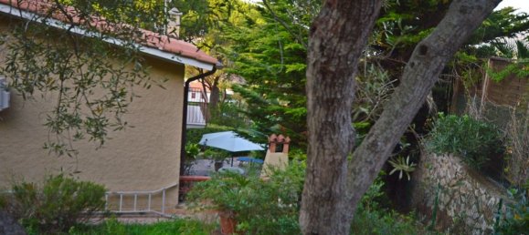 Вилла с 10 спальнями в Каполивери, Италия № 359229 37