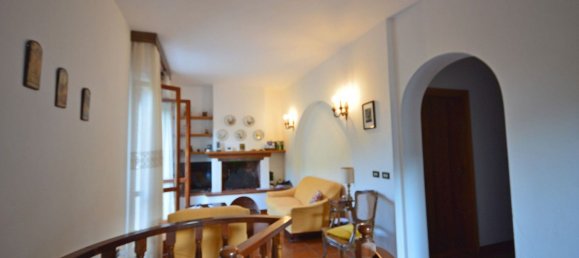 Вилла с 10 спальнями в Каполивери, Италия № 359229 26