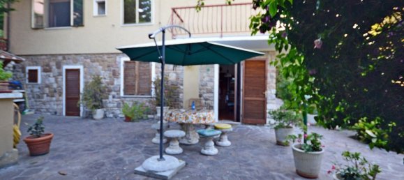 Вилла с 10 спальнями в Каполивери, Италия № 359229 7