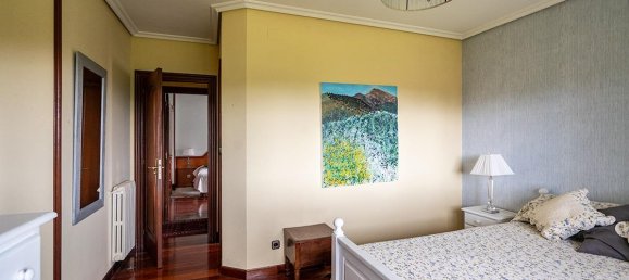 5 bedrooms House in Torrelavega, Spain No. 174470 18