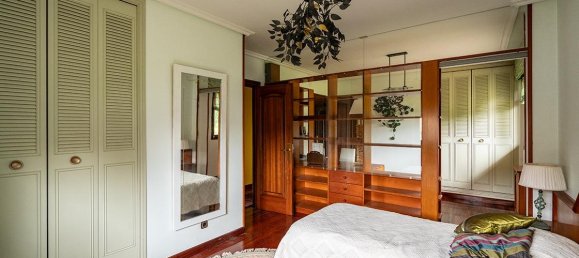 5 bedrooms House in Torrelavega, Spain No. 174470 13